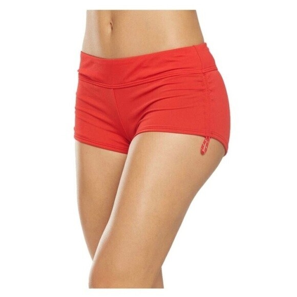 TYR Guard women’s Della short Wbsolg1A Red‎ S(4/6). - Picture 2 of 8